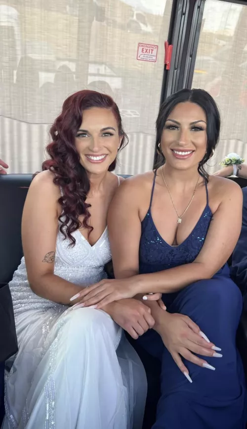 Party bus girls by ShoddyWaifu