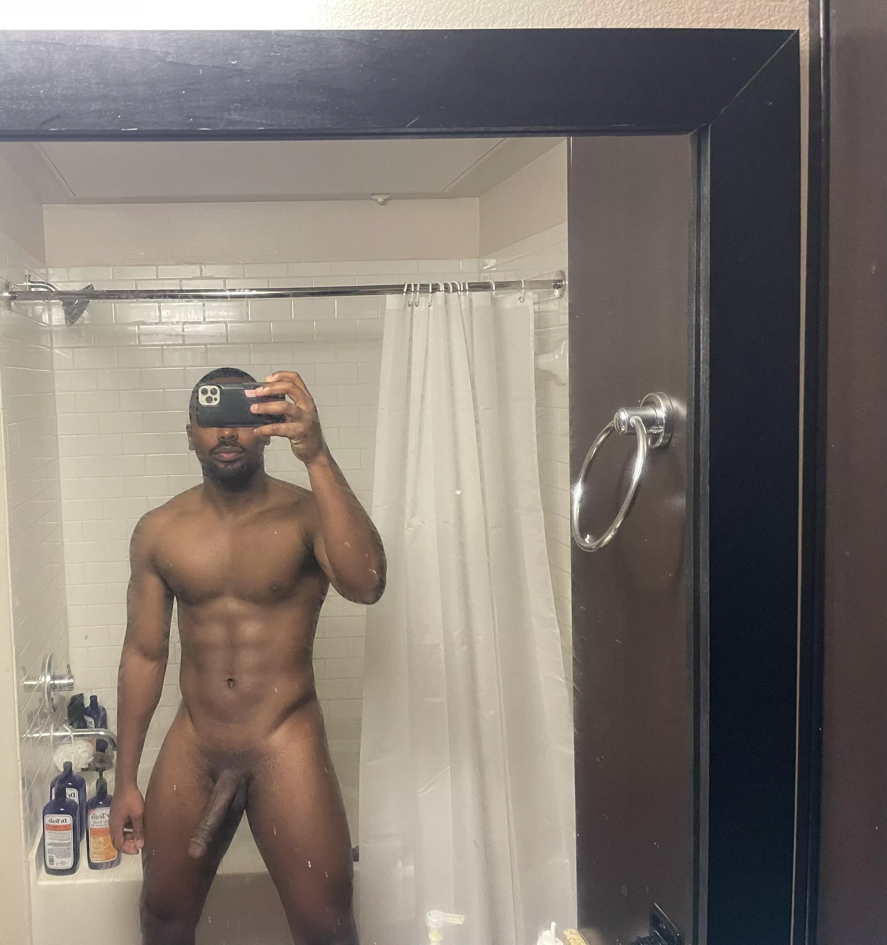 Passing through again ✌🏾 posted by the832flash