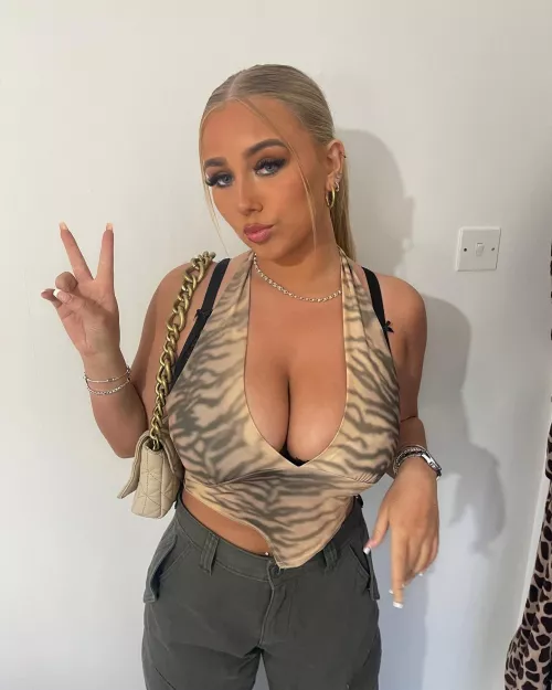 Peace out by stormmodee