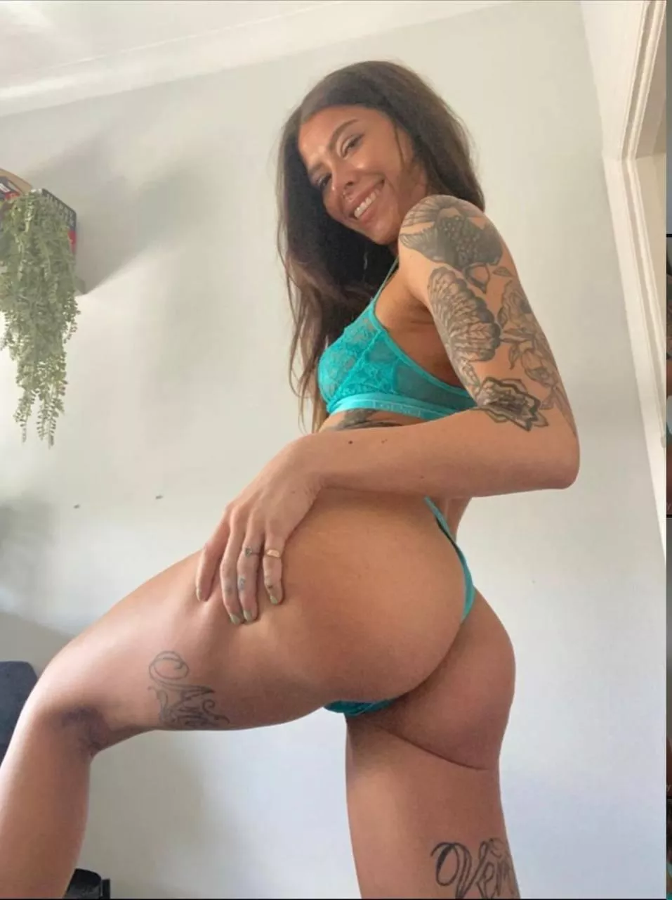 Peach ass, just need your cream posted by isaamern