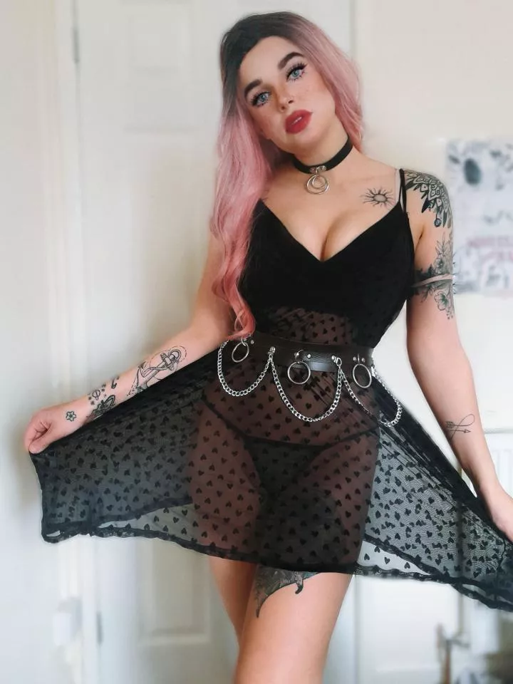 Peachi (@british_peach_x) [instagram] posted by British_p3ach