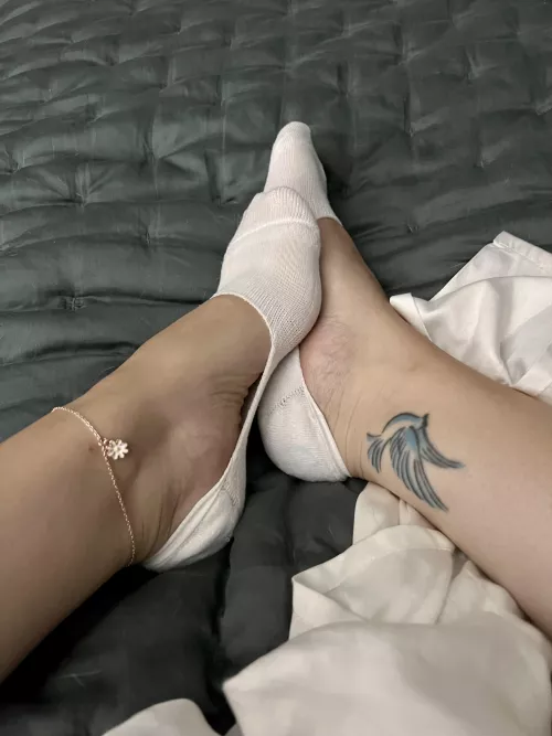 Peds socks to show off my arches. 😘 by Princess-Lillith