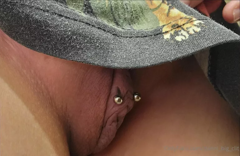 Peek A Boo! Hope you had a great Friday so far! What did you do today?? by suxher