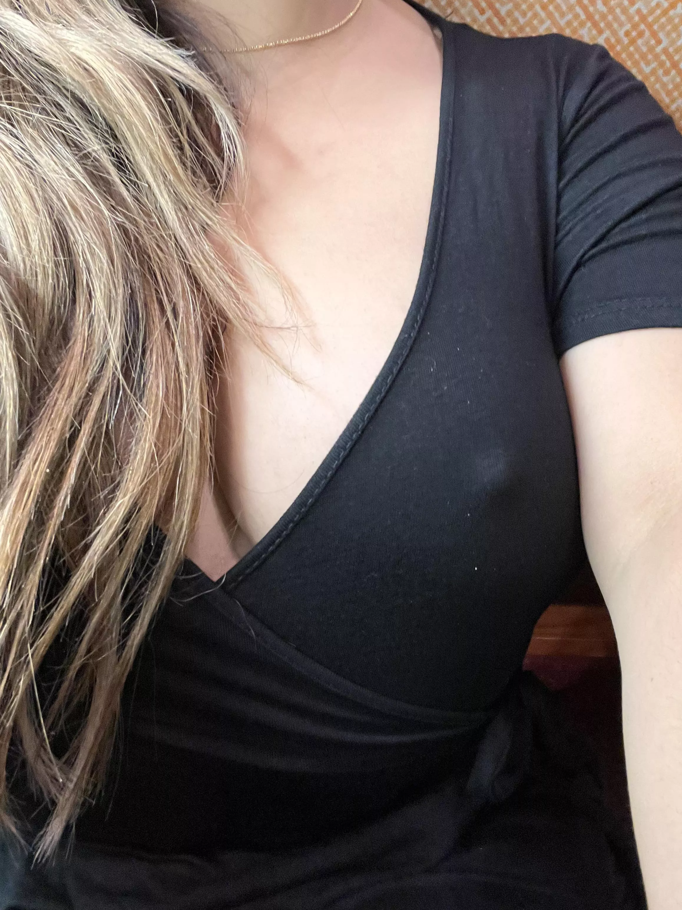 Peek a boob posted by Esmaraldawho