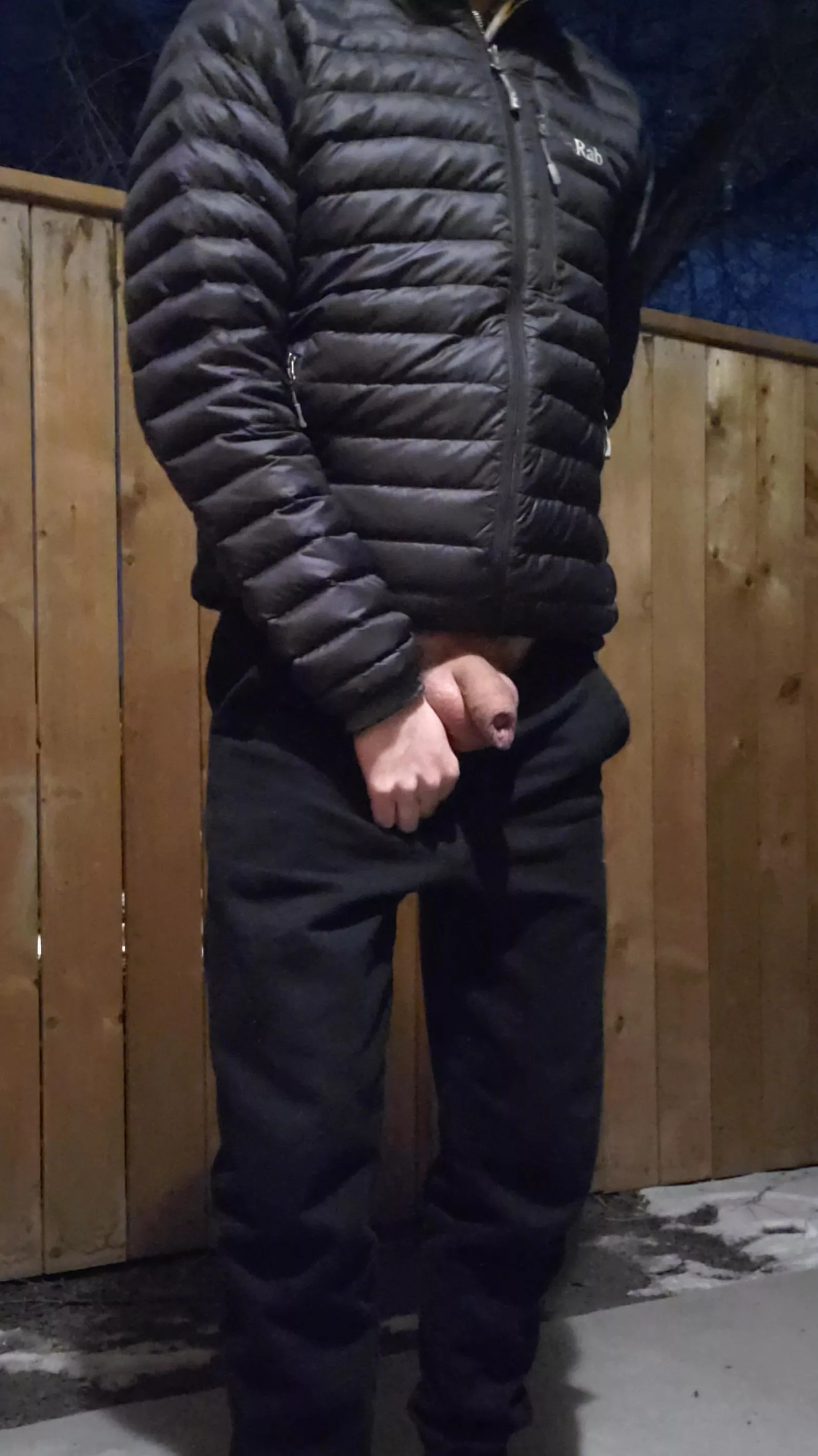 Peek-a-boo 😛 posted by earl-grey_tea-bags