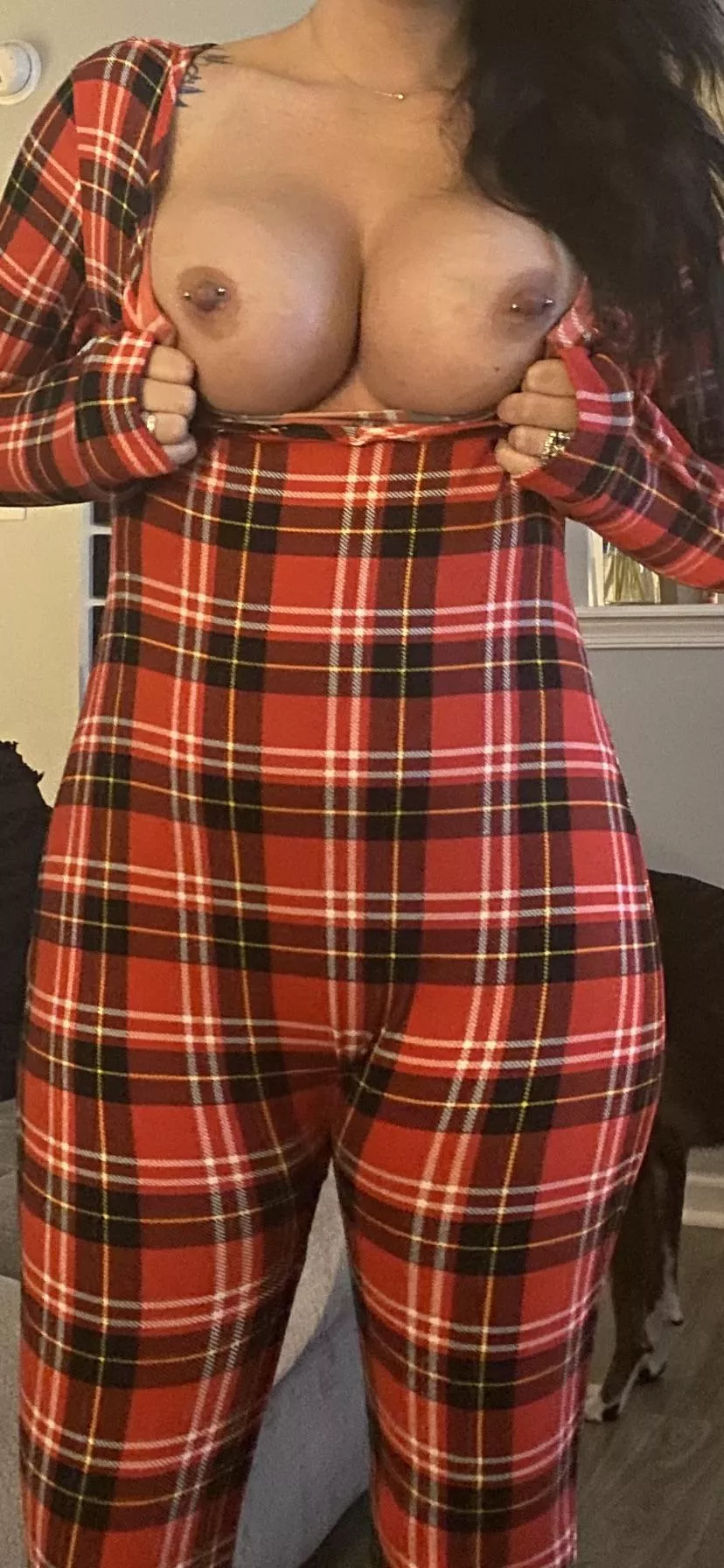 Peekaboo posted by ZiggyHFH