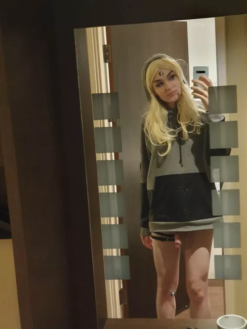 peekaboo by Lexxiraus