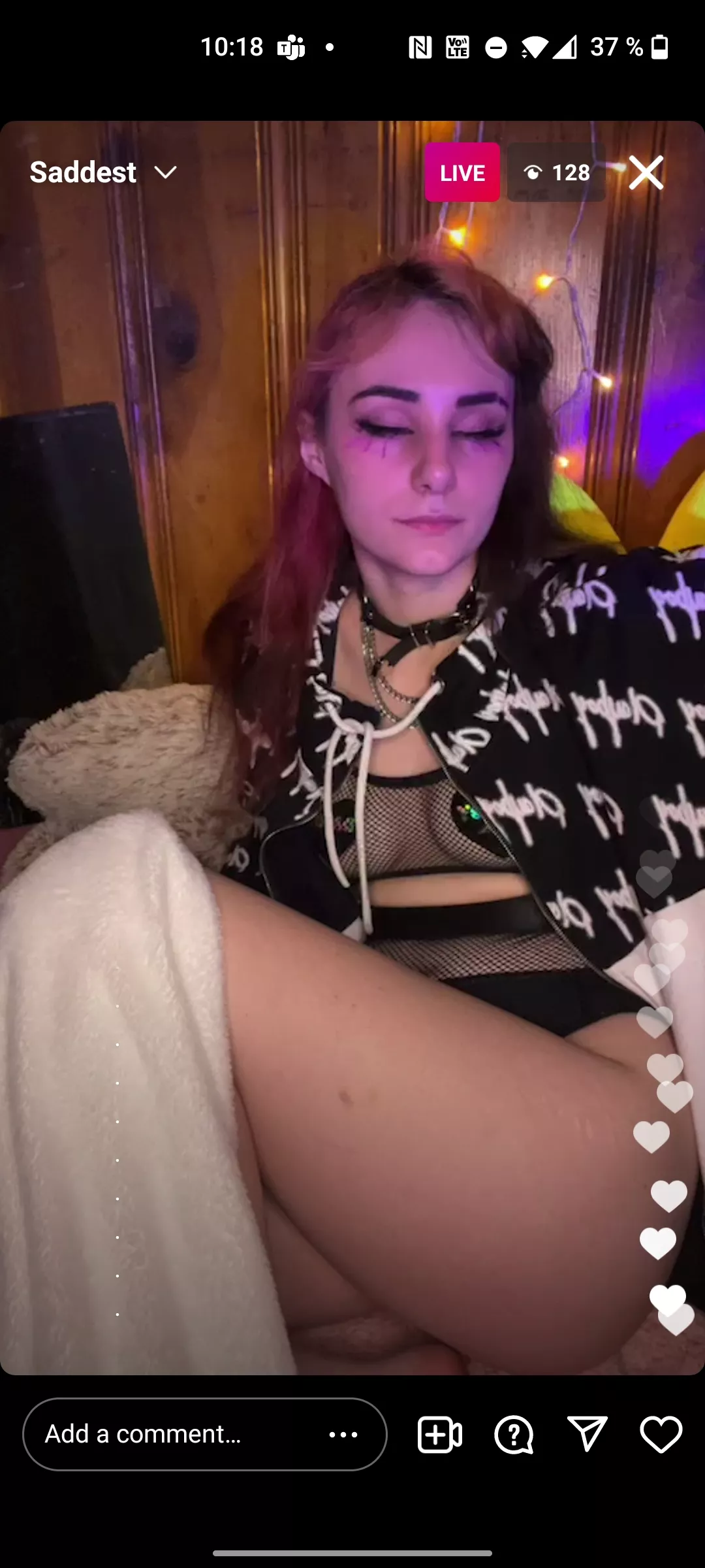 peep dat live posted by Physical_Scar6696