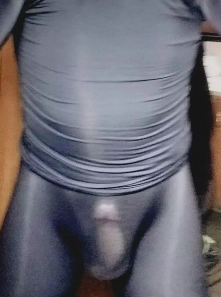 people like to start conversations with me just to watch and make my cock get long hard and thick posted by No-Work-1585