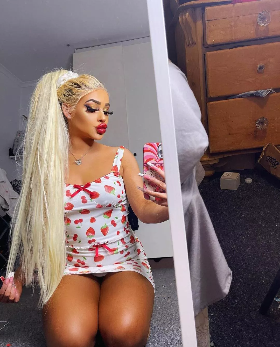 Perfect bimbo chav posted by nextmaster