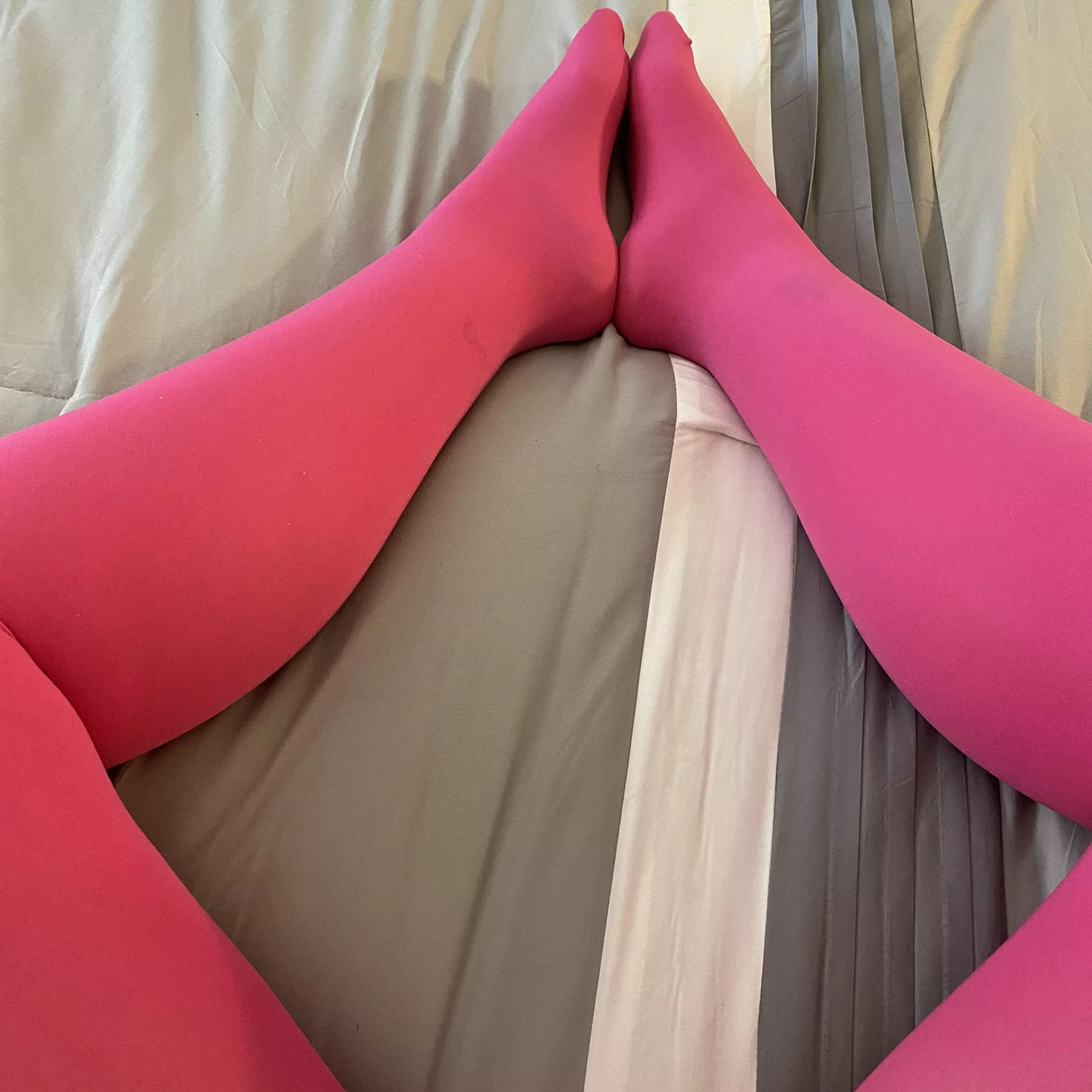 Perfect for lounging around the house posted by tightstoesheelshose