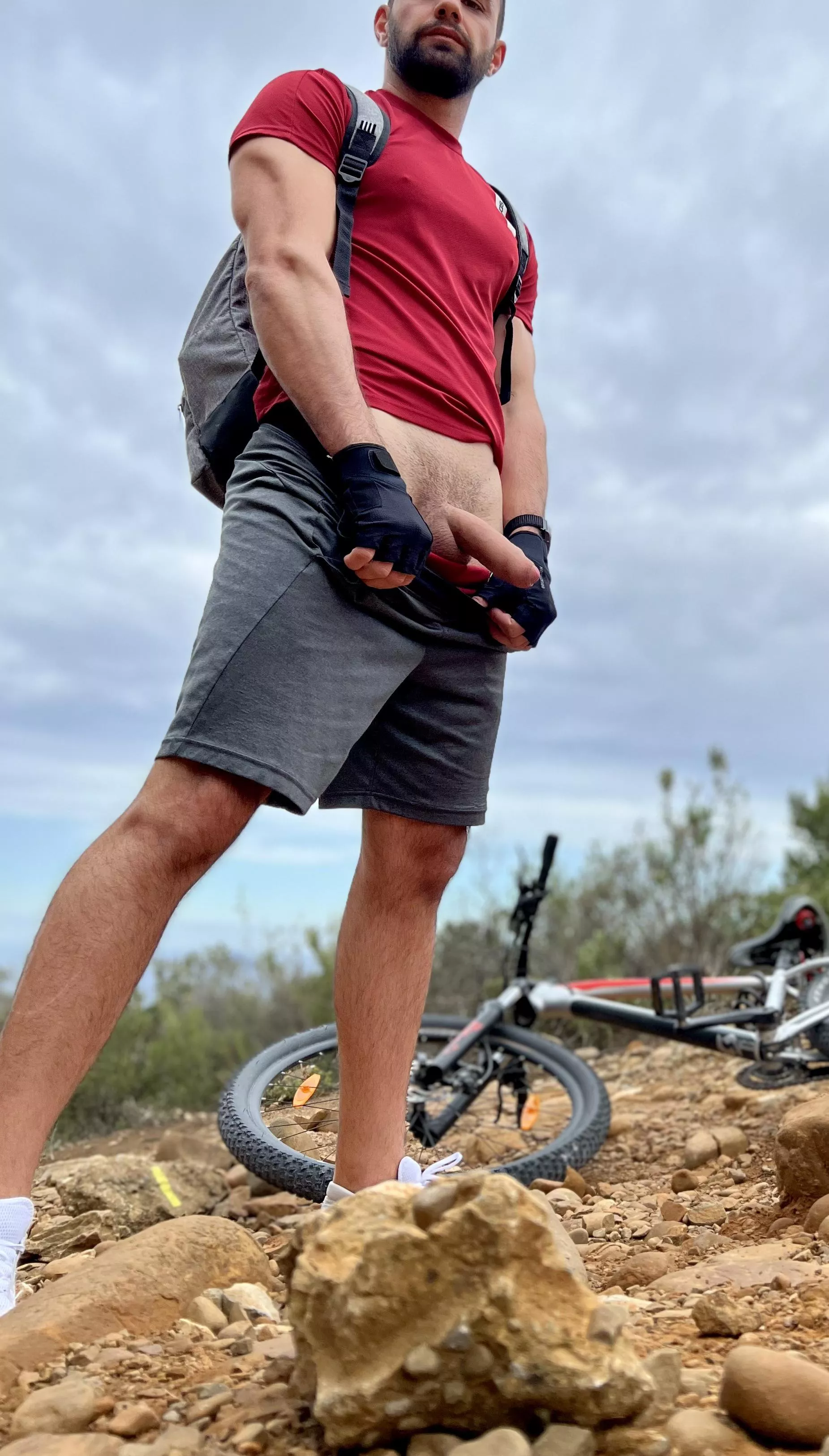 Perfect time for outdoor fun, isn’t it? posted by yourfavboner