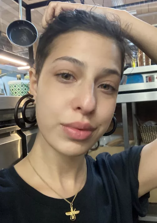 Persian girls are meant to work we meant to be spoilt …. Just saying by azaadi_pp