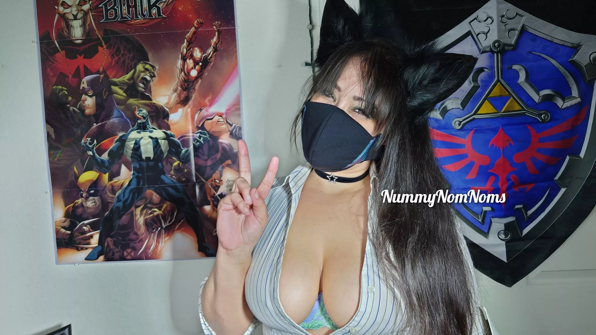 Pet me? [F] posted by NummyNomNoms