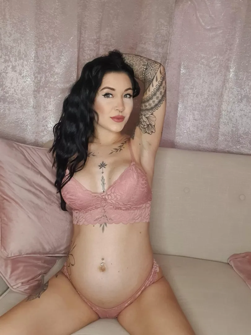 petite and pregnant would you still fuck me ? by prettyinkedbrun
