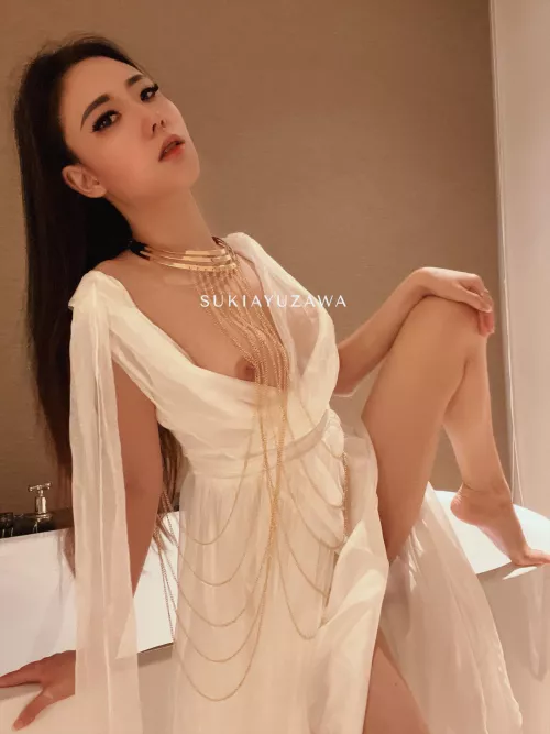 Petite feet and arch, in Greek Goddess outfit ♥️ will u love it tenderly? by sukiayuzawa