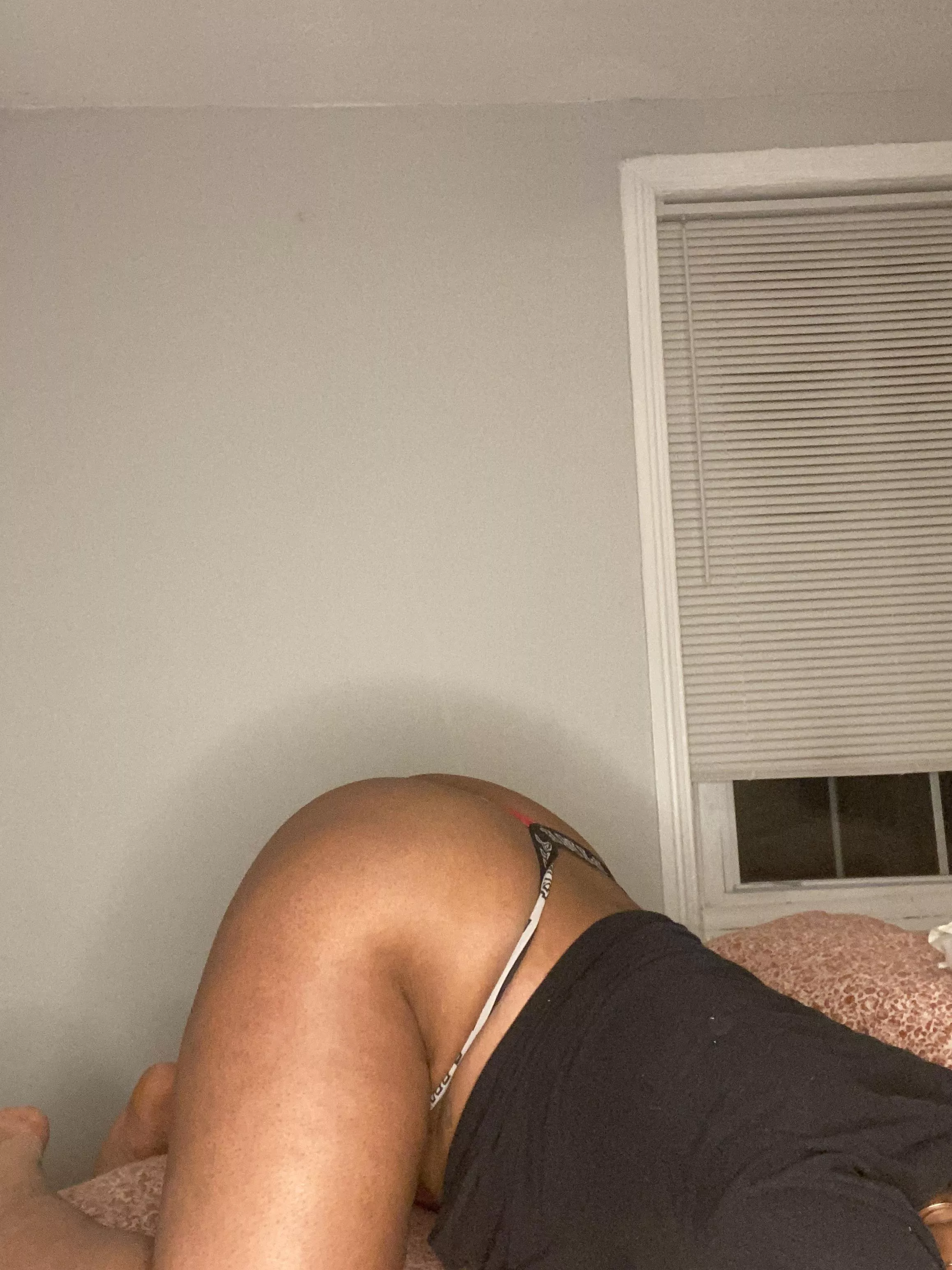 Philly based & I’m looking for a cake to join me and bf . If You’re interested , we should chat posted by Guesswhos_coming