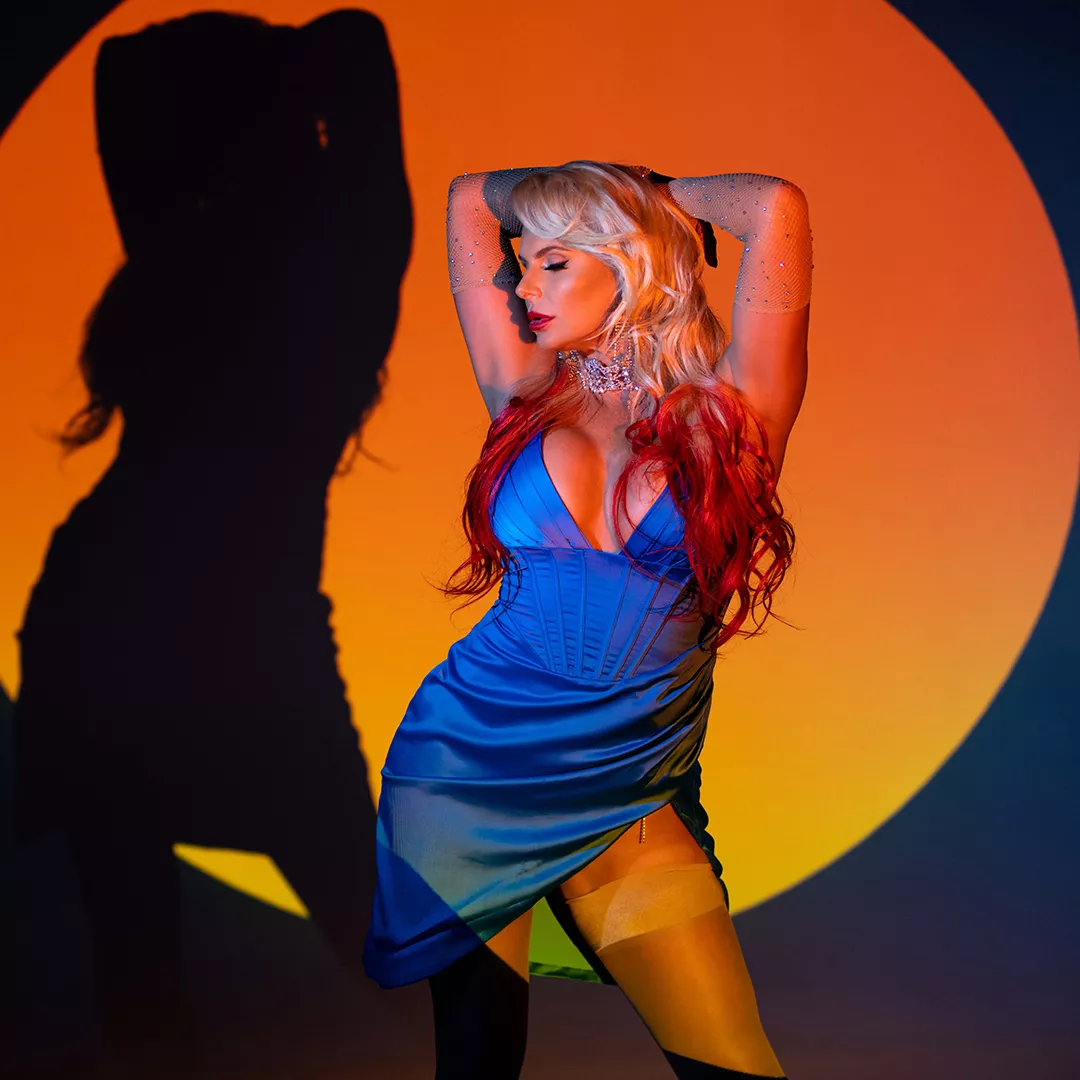 Phoenix Marie posted by sirgrinch691