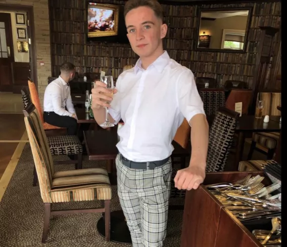 Photo from my friends wedding 🙌 by AdmirableLifeguard31