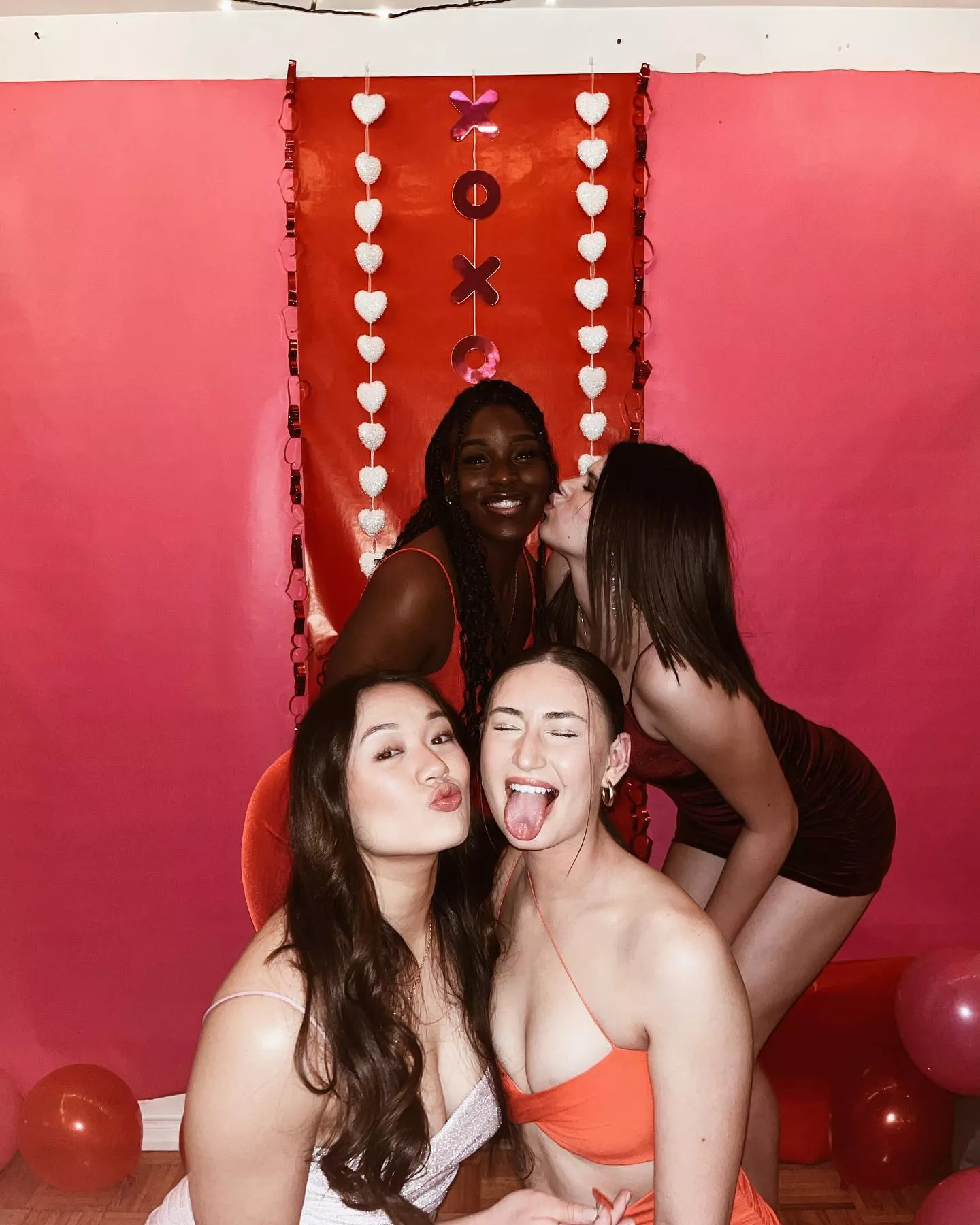 photo op posted by 1-800-TOP-PORN