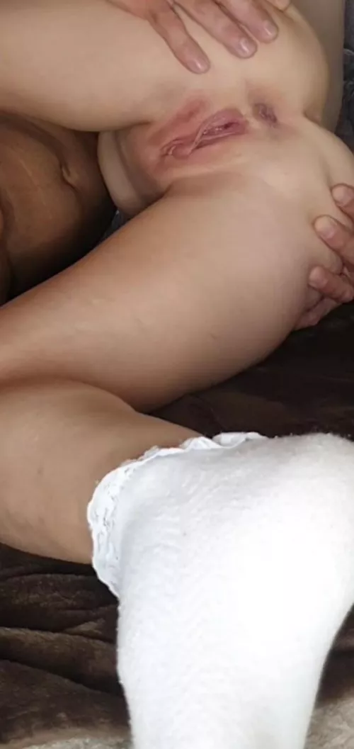 pick a hole and destroy it by SexmonkeyScarlet