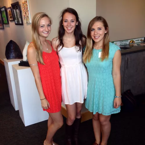 Pick a slut, wwyd? by MellowChuckle