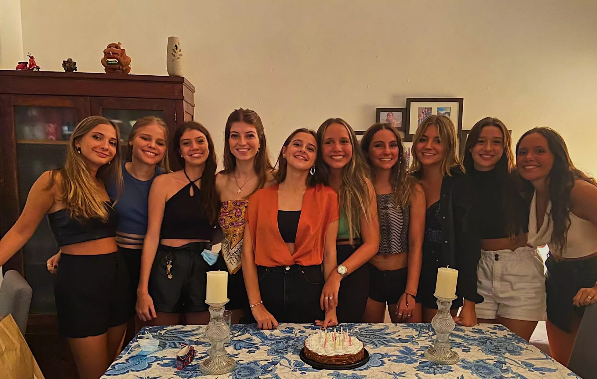 Pick one for a sloppy bj and one to fuck doggy [10] dm posted by hddkdjdkdjjd