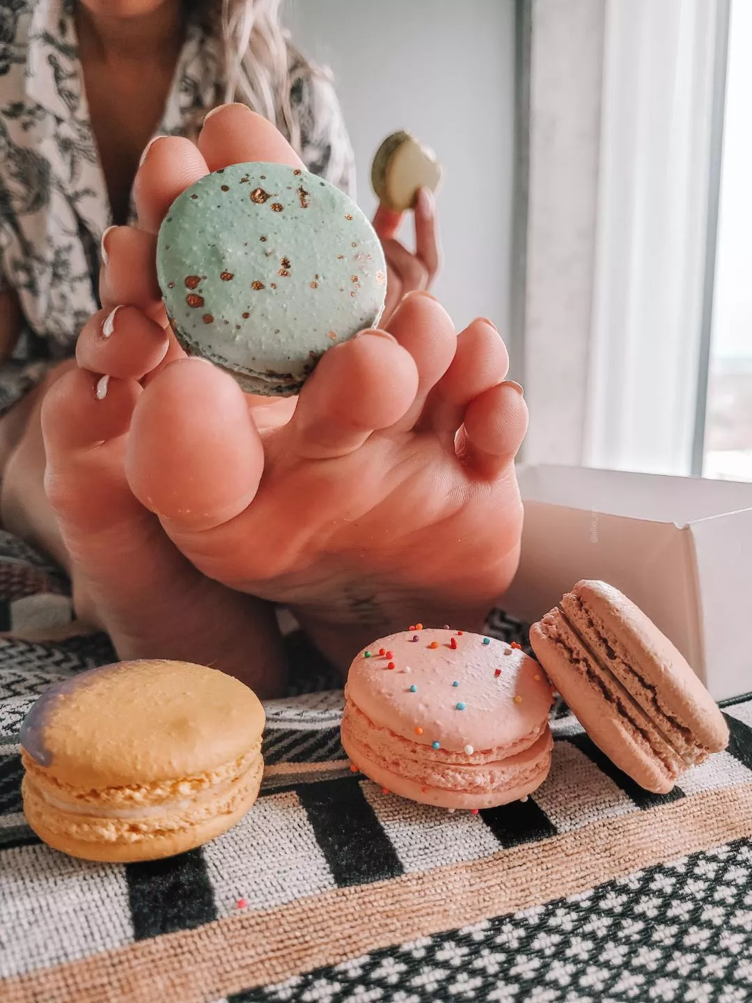 pick your treat 😈 posted by Allio_ops