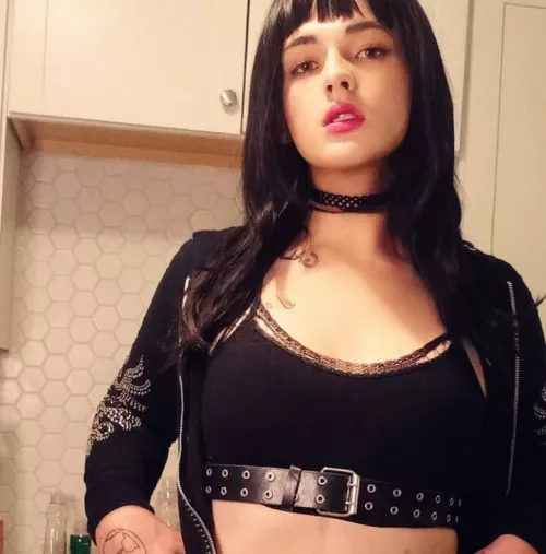 Picturing me naked yet? by delilahsummersxo