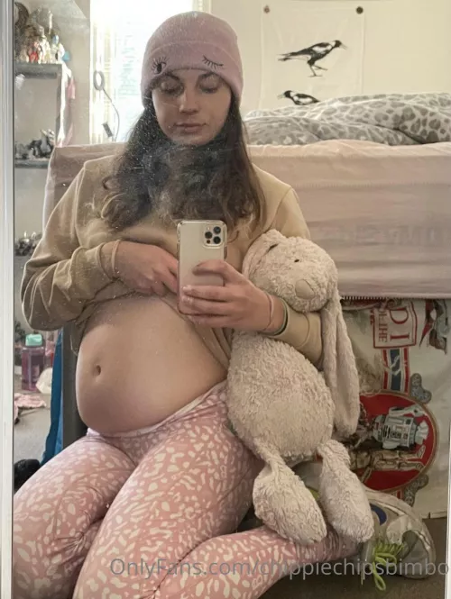 piggy belly by chippiechipsbimbo