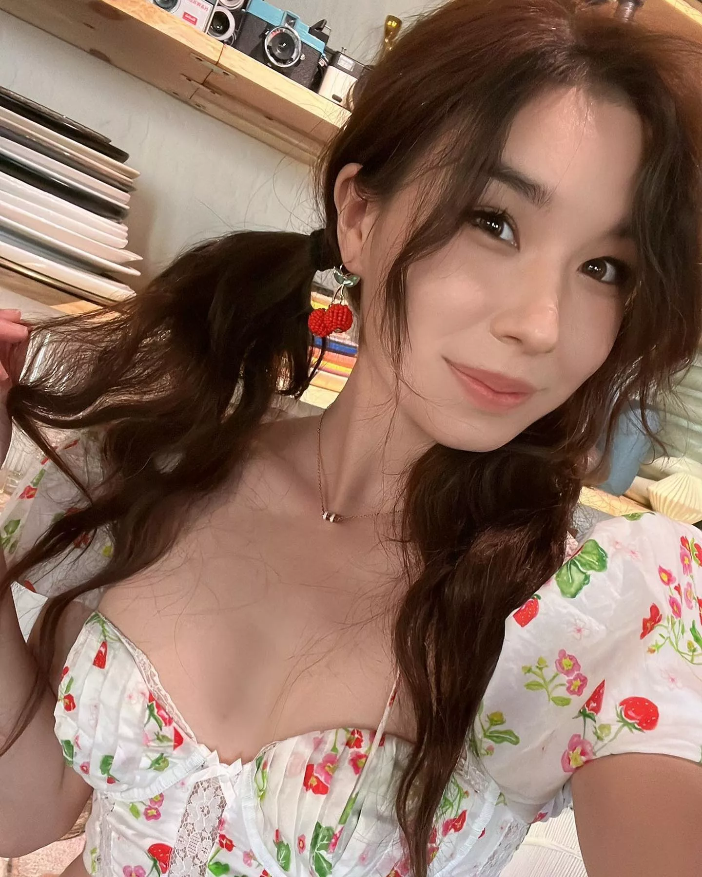 Pigtails posted by Majestic_Painter8660