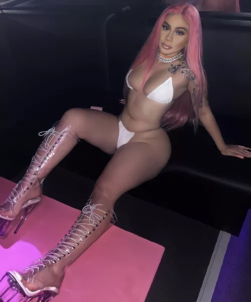 Pink 💖 by angxlicangxll