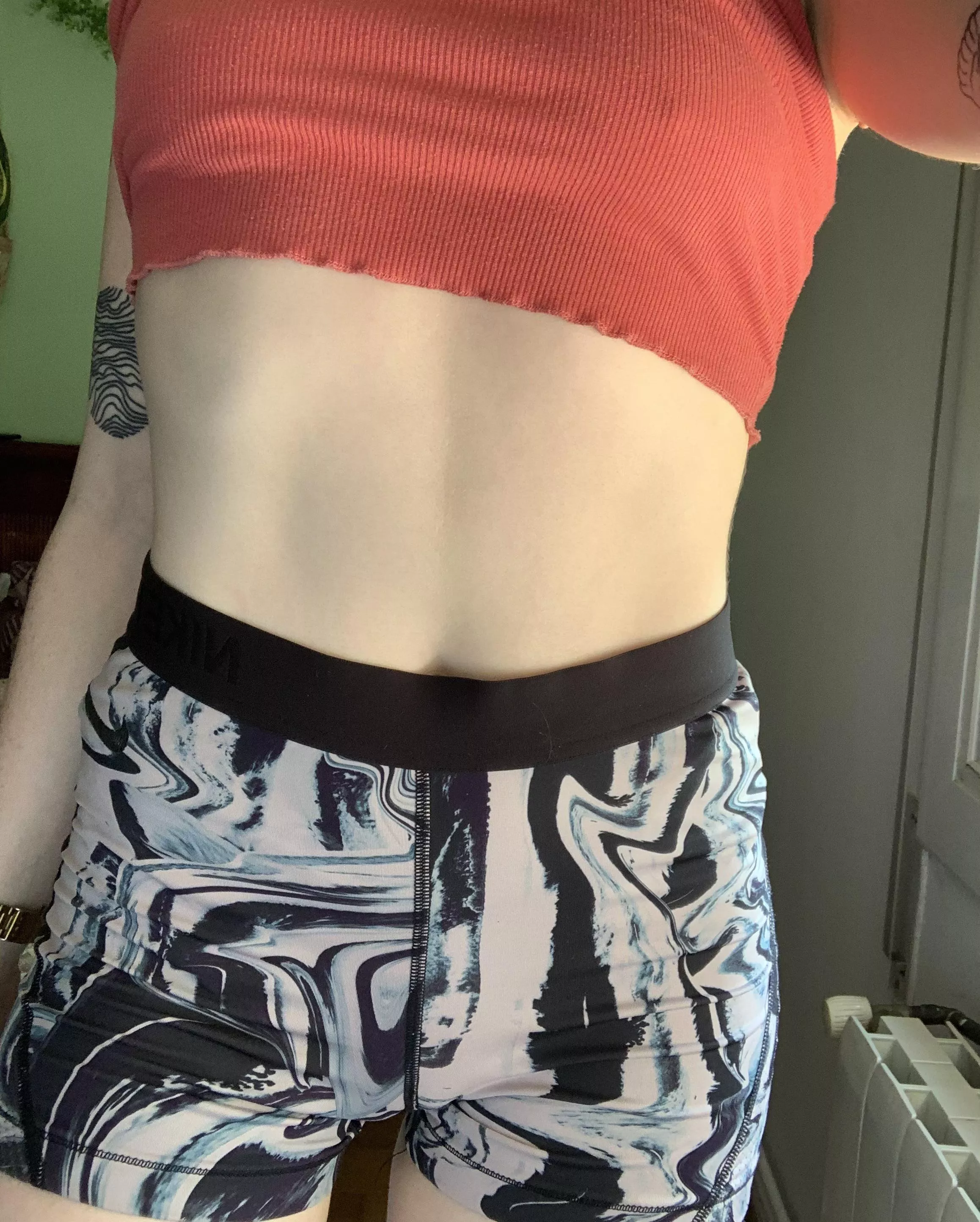 Pink crop top :) posted by kokabyn