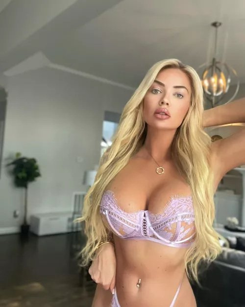 Pink & Frilly by gooningaccount