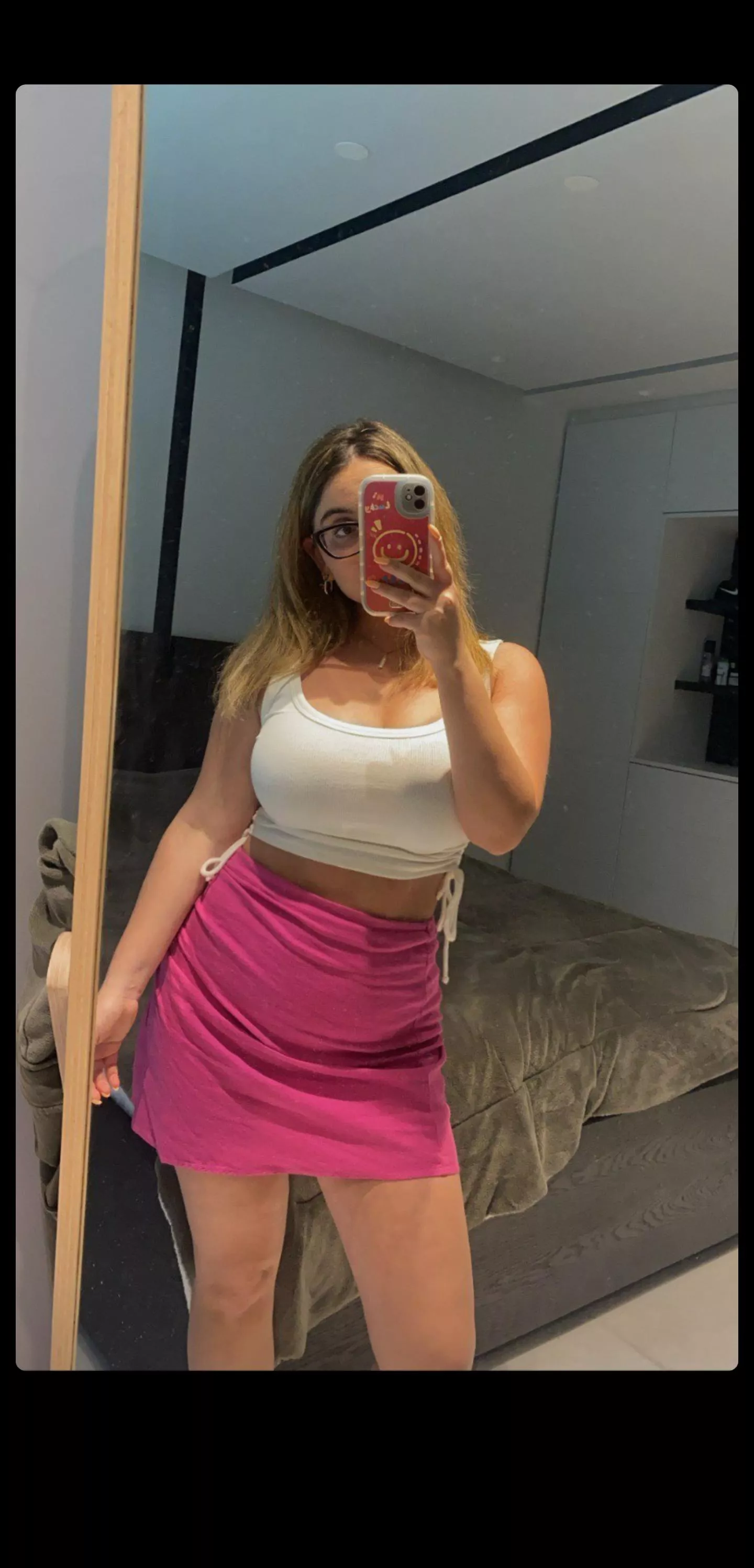 pink skirt posted by cartiiiiiiiiiii