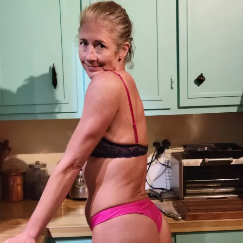 Pink this morning by sheswitmeHOT