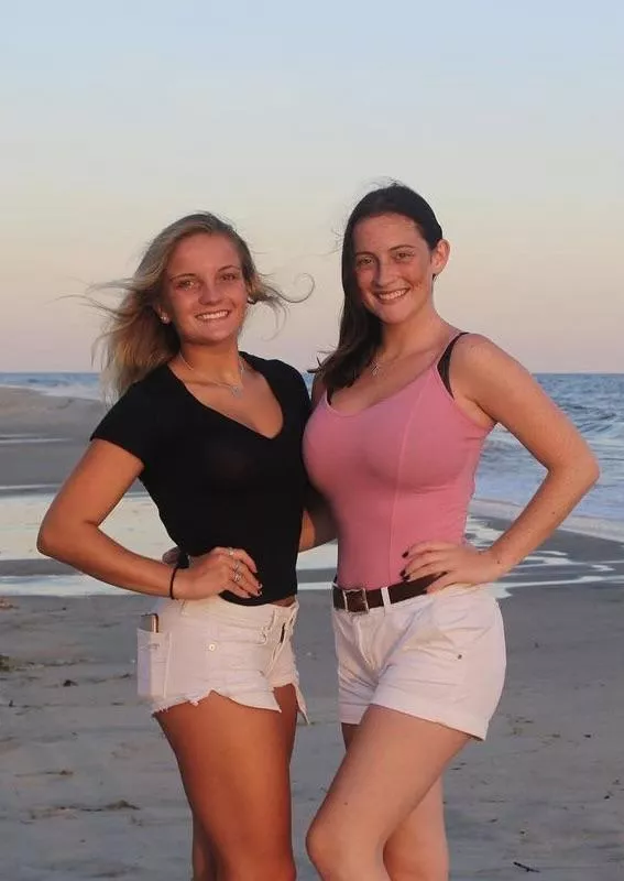 Pink top ❤️ posted by thevoyagertt