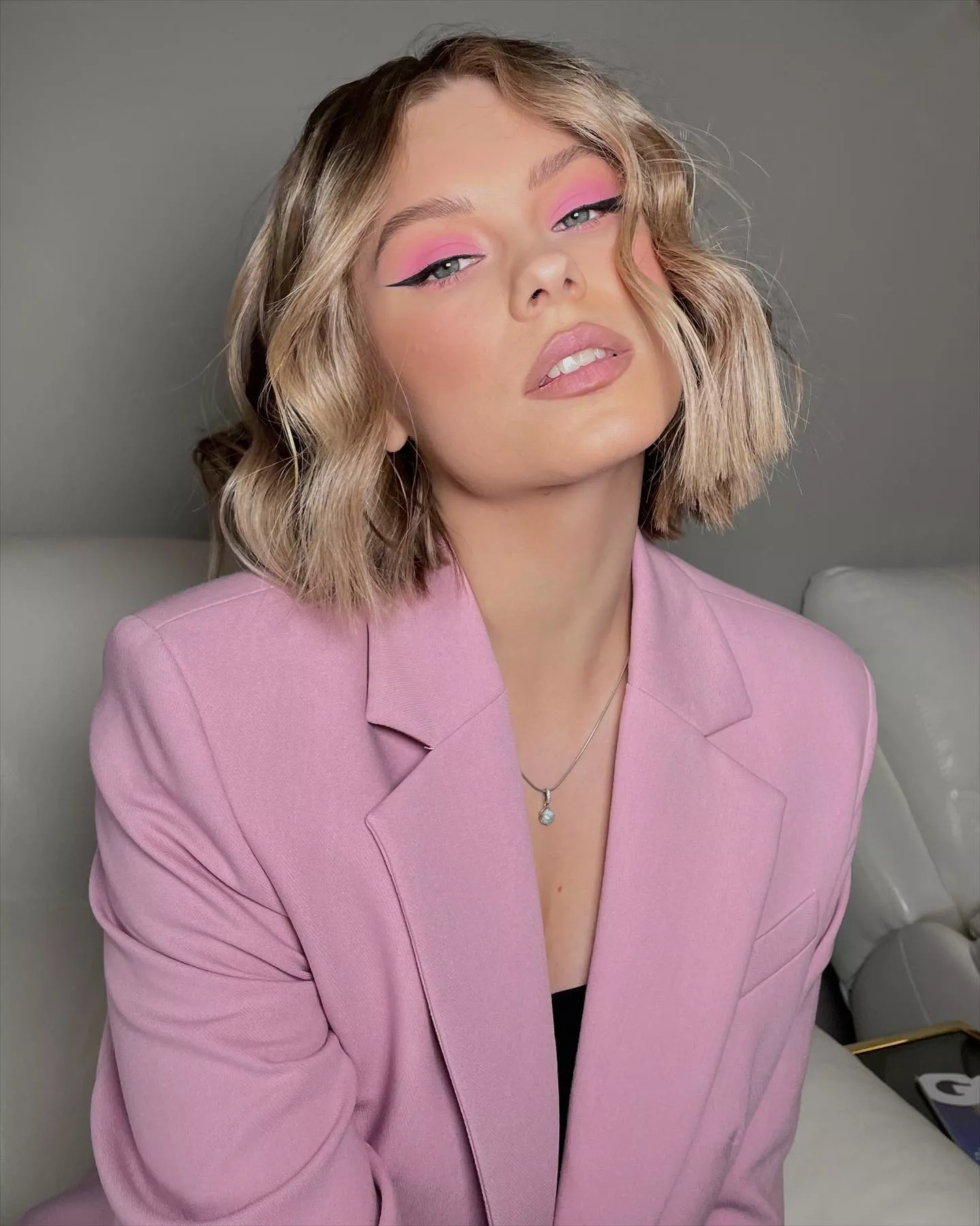 Pinks posted by gooningaccount