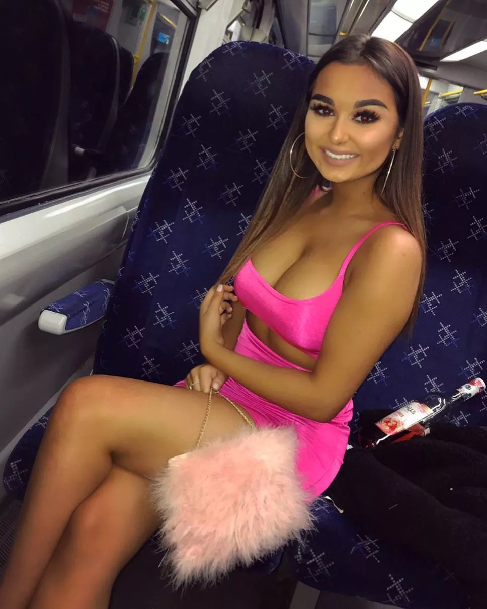 Pinky posted by WankersParadise