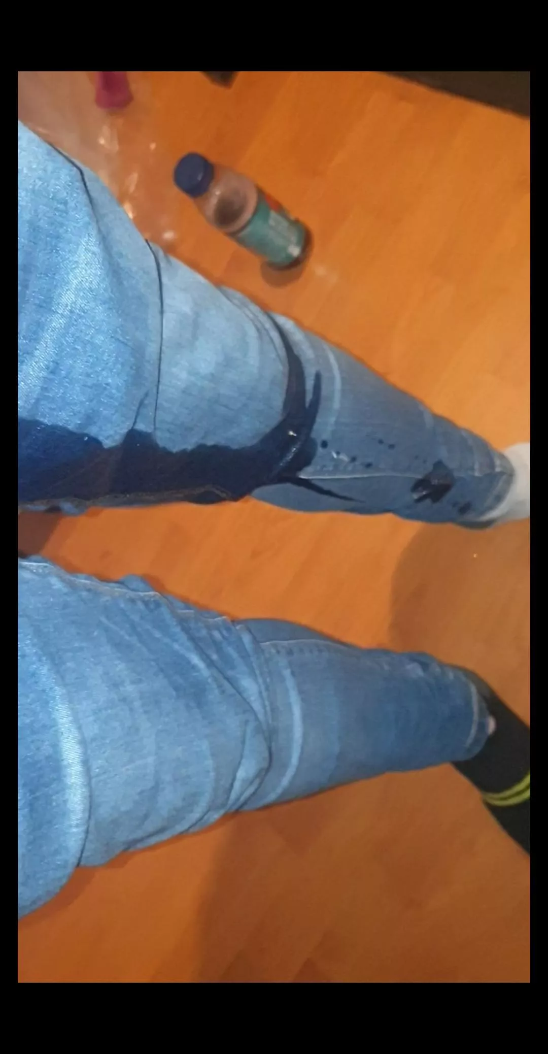 pissing in my tight jeans 😈 19 posted by AdAgile9520