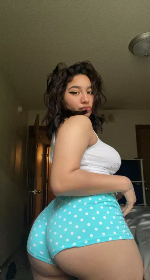 Pjs and bed head😇 by Yanosickof