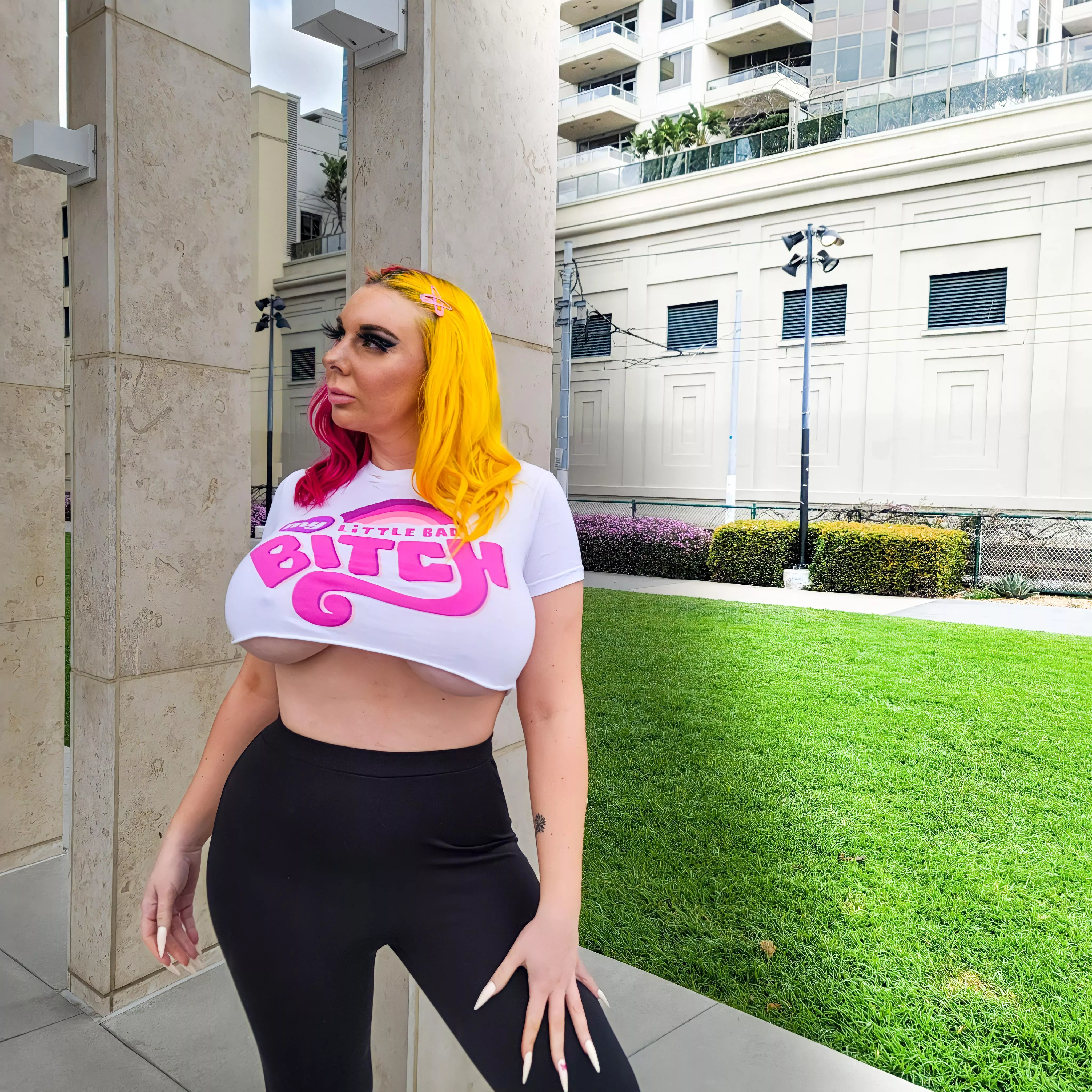 plans got cancelled today so my dms are open again. feel free to say hi posted by sapphiresummers