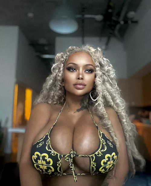 Platinum Blonde by fap_jack_