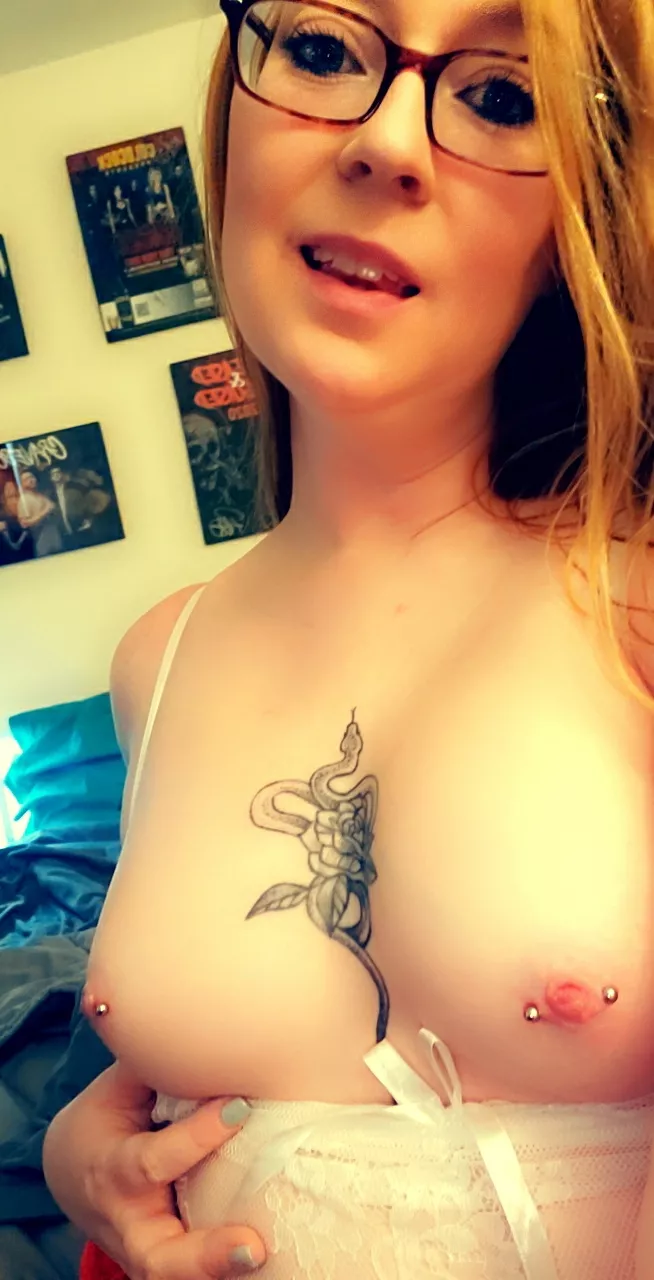 play time posted by flirtyred