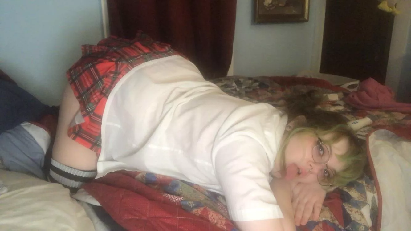 play with me after a long day? posted by pinksliime