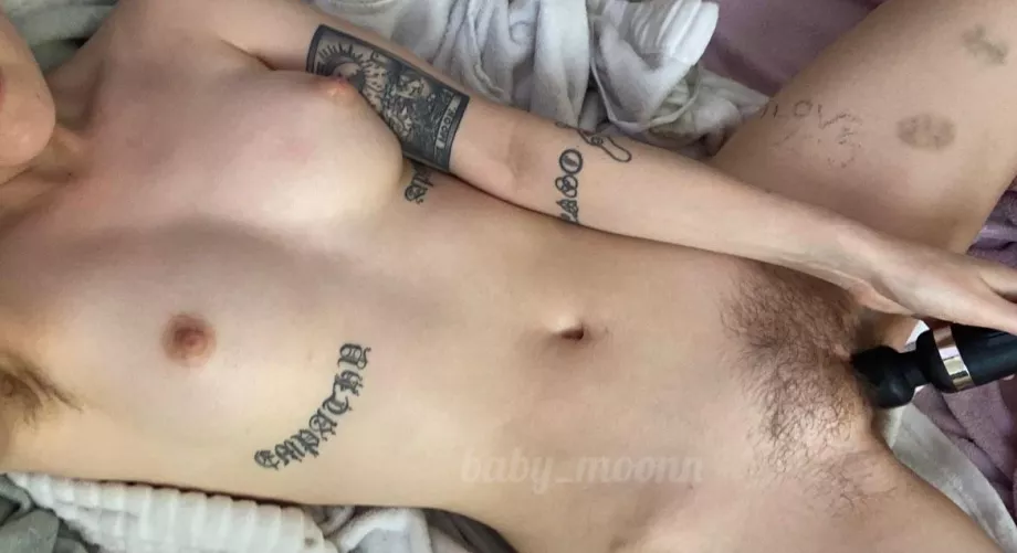 Play with me? by baby_moonn