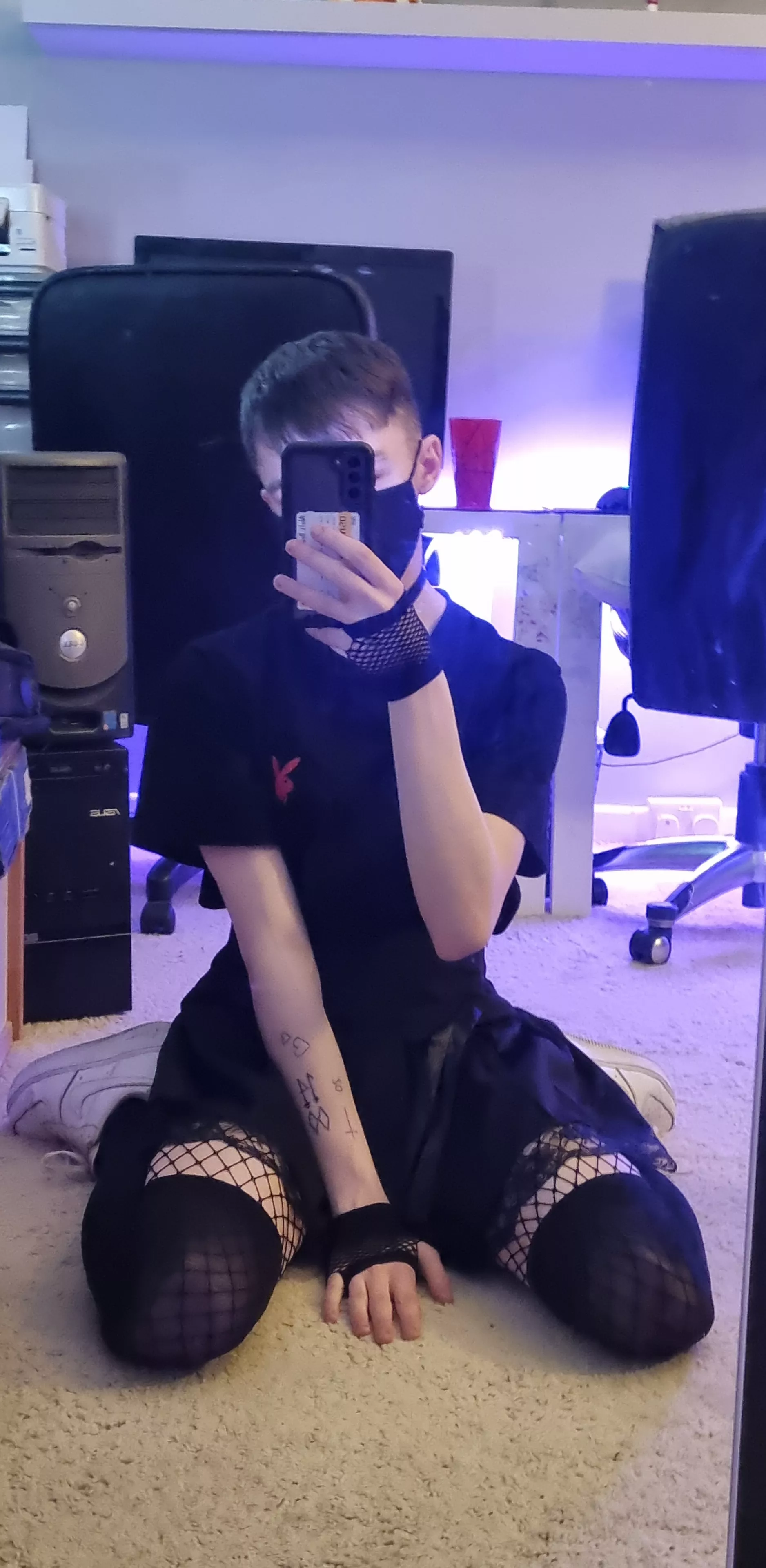 playboy💕 posted by m1ke_right