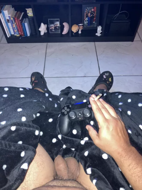 Playing n some late night toking with this softie by Cafe_negro91