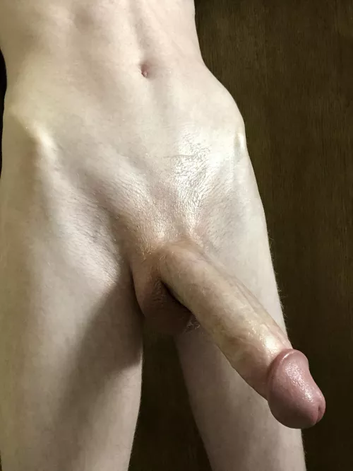 Playing with some lube. by younghungginger