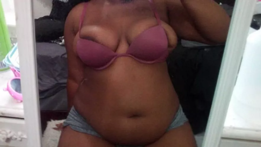 please feed me im hungry by BackEnvironmental657